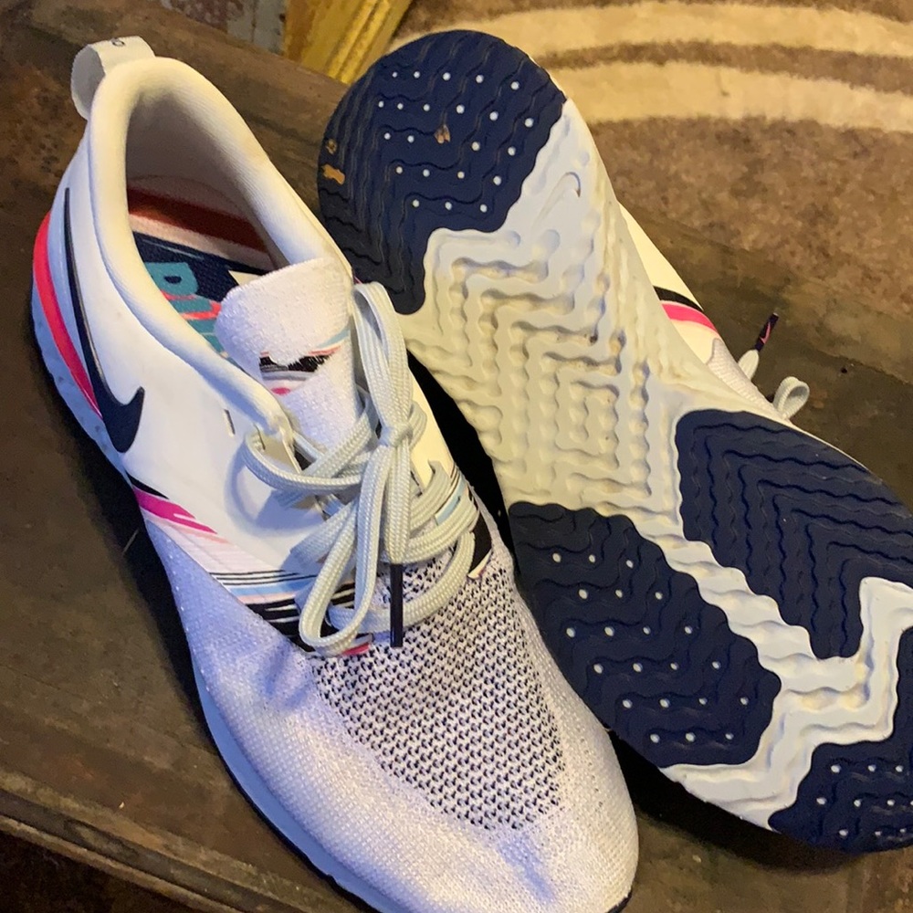 Nike Flyknit Odyssey React